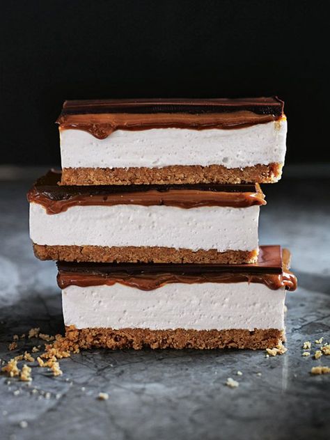 Smore Caramel Slice | Donna Hay Cakes Slices, Fudge Caramel, Donna Hay Recipes, Caramel Slice, Ice Cream Dessert, Donna Hay, Molten Chocolate, Slow Cooker Desserts, Sheet Cakes