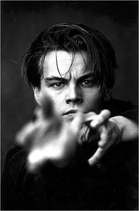 Leonardo Dicaprio Photoshoot, Wow Photo, Leonardo Dicaprio 90s, Young Leonardo Dicaprio, Leo Dicaprio, Actrices Hollywood, The Perfect Guy, 인물 사진, White Photo