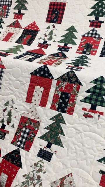 Wall Hanging Quilt Patterns, Wall Hanging Quilt, Sister Christmas, The Suburbs, Instagram Christmas, Christmas Quilts, Christmas Quilt, Quilted Wall Hangings, Christmas Village