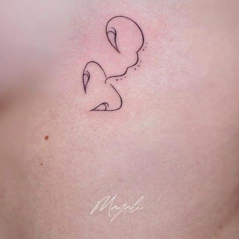 Small Scorpion Tattoo Woman Zodiac, Leo Wrist Tattoo, Simple Scorpio Tattoo, Cute Scorpio Tattoo For Women, Feminine Scorpio Tattoo, Tattoo Scorpion Zodiac, Scorpion Tattoo Feminine Scorpio, Little Scorpion Tattoo, Scorpion Zodiac Tattoo