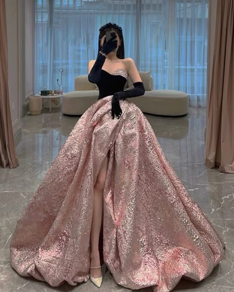 Look Gatsby, Elegant Evening Dresses, Gowns Dresses Elegant, Princess Ball Gowns, Pretty Prom Dresses, Fairytale Dress, Gala Dresses, Evening Dresses Elegant, Ball Gown Dresses