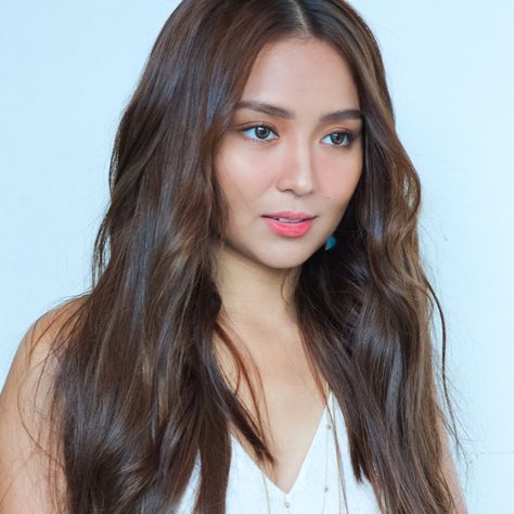 Kathryn Bernado Filipina Hair, Kathryn Bernardo Hairstyle, Kathryn Bernardo Photoshoot, Filipino Celebrities, Momo Wallpaper, Marian Rivera, Ball Makeup, Liza Soberano, Beautiful Human