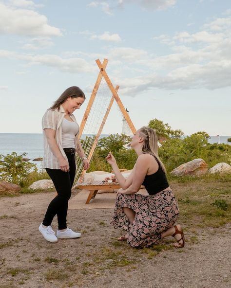 Wlw Proposal, Portland Head Light, Pride Love, Proposal Photos, Engagement Photos Fall, Surprise Proposal, Proposal Engagement, Head Light, Pose Ideas