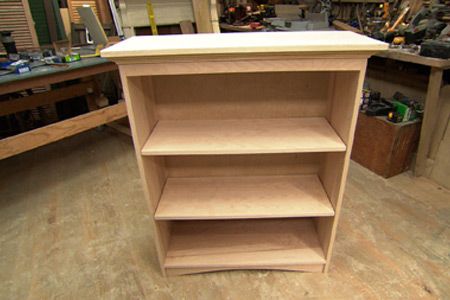 From "This Old House", how to build a bookshelf.  Haha, we'll see if I can ever build something like this. Plywood Bookcase, Diy Bookshelf Plans, Bookcase Plans, Bookshelf Plans, Bookcase Diy, Look Wallpaper, Small Bookshelf, Small Bookcase, Woodworking Furniture Plans