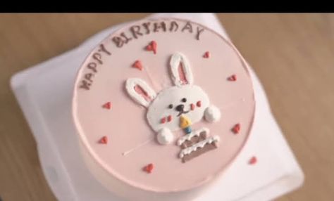 Bunny Bento Cake, Bday Fits, Tiny Cakes, Cream Decor, Rabbit Cake, Korean Cake, Mini Cakes Birthday, 3d Cakes, Cartoon Cake