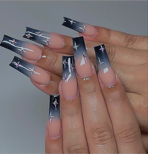 Coffin Navy Nails, Dark Blue Nails Medium Length, Navy Blue Ombre Nails Acrylic, Dark Blue And White Nails Acrylic, Navy Blue Formal Nails, Navy And Black Nails, Coffin Navy Blue Nails, Dark Blue Nails With Design Navy, Navy Blue Nail Ideas For Prom