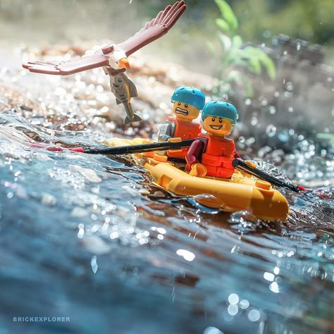 Lego Pics, Lego Memes, Lego Poster, Lego Wallpaper, Lego Sculptures, Lego People, Lego Photo, Amazing Lego Creations, Lego Minifigs