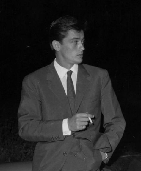 Allen Delon, Aesthetic Male Outfits, 60s Men, Maxton Hall, Glamour Vintage, Hollywood Men, Vintage Mens Fashion, Project Runway, Alain Delon