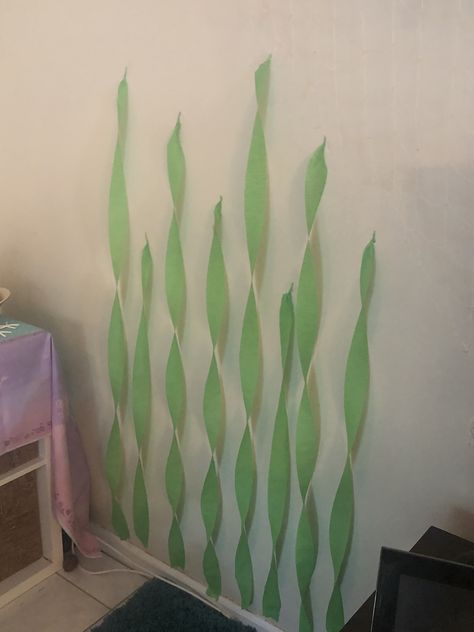 Crepe paper seaweed on the walls. Crepe Paper Wall Decorations, Paper Seaweed, Paper Room Decor, Teacher Birthday Gifts, Girl Sleepover, Cool Birthday Cards, Birthday Party Decorations Diy, Birthday Card Sayings, Mermaid Baby Showers