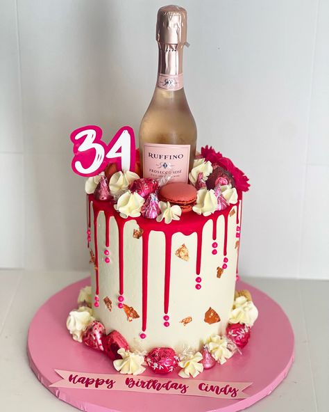 35 Birthday Cake Woman, 34 Birthday Ideas For Women, 35th Birthday Ideas For Her, Ruffino Prosecco, 35th Birthday Cakes, 35 Year Old Woman, Happy Wedding Anniversary Wishes, 34th Birthday, Wedding Anniversary Wishes