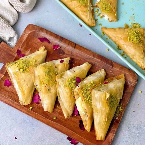 TasteGreatFoodie - Warbat Bil Ashta (Shaabiyat) - Ramadan Syrian Dessert, Jordanian Food, Filo Pastry Recipes, Arab Food, Lebanese Desserts, Recipe For One, Pistachio Butter, Middle Eastern Desserts, Armenian Recipes