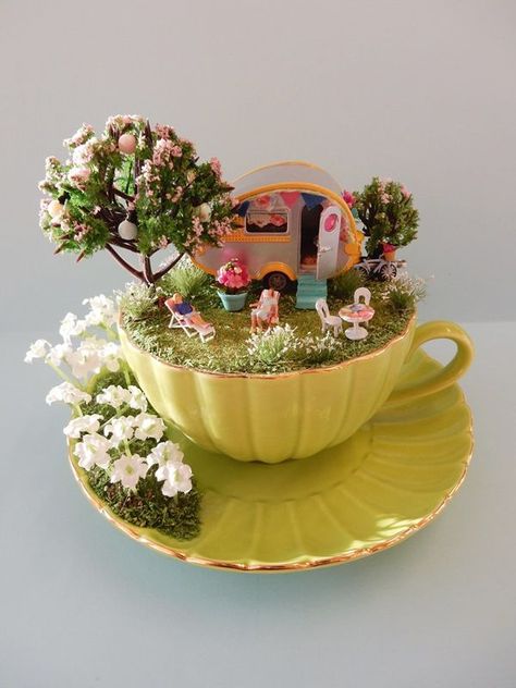 ‘Happy Campersteacup diorama miniature worldby Love Harriets://lily-and-dot.myshopify.com/ Tea Cup Art Crafts, Tea Cup Garden Ideas, Tea Cup Crafts, Teacup Diorama, Fairy Teacup Garden, Fairy Teacup, Tea Cups Diy, Cup And Saucer Crafts, Floating Tea Cup