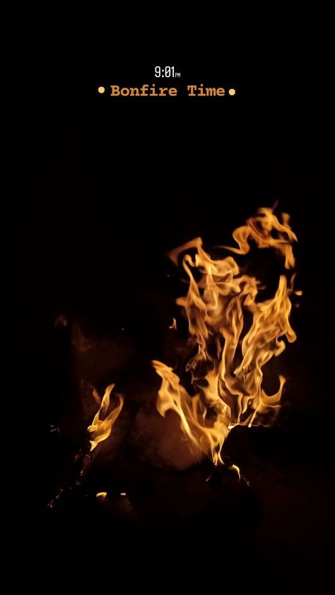 Camp Fire Instagram Story, Campfire Instagram Story, Bonfire Instagram Captions, Fire Captions For Pictures, Fire Story Instagram, Fire Snapchat Stories, Born Fire Night Snap, Bonfire Instagram Story, Fire Instagram Story