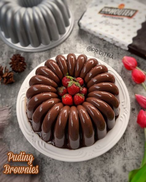 Bahan dan Cara membuat Puding Brownies Puding Oreo, Puding Cake, Brownie Pudding, Dessert Cups Recipes, Resep Brownies, Jelly Desserts, Gelatin Recipes, Adventure Seeker, Cute Baking