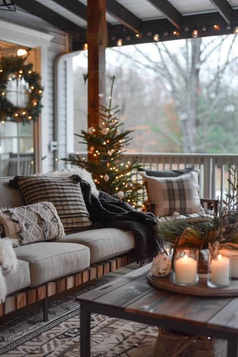 fall front porch decor ideas Wildfire Firefighter, Christmas Sunroom, Fall Front Porch Decor Ideas, Wood Centerpieces, Winter Porch, Fall Front Porch Decor, Christmas Front Porch, Cottage Christmas, Christmas Porch Decor