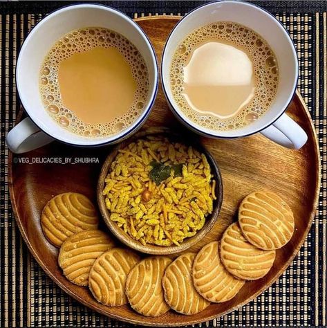 Tea Emoji, Snacks Images, Badam Milk Recipe, Snacks Plate, Tea And Snacks, Badam Milk, Tea Breakfast, Good Morning Tea, Tea Snacks