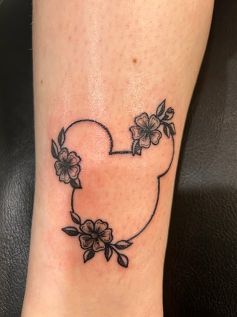 Cute Mickey Tattoo, Disney Tattoo With Flowers, Cute Mickey Mouse Tattoo, Mickey Mouse Flowers, Small Mickey Mouse Tattoo, Mickey Head Tattoo, Mickey Mouse Head Tattoo, Disney Ankle Tattoo, Mickey Mouse Outline Tattoo