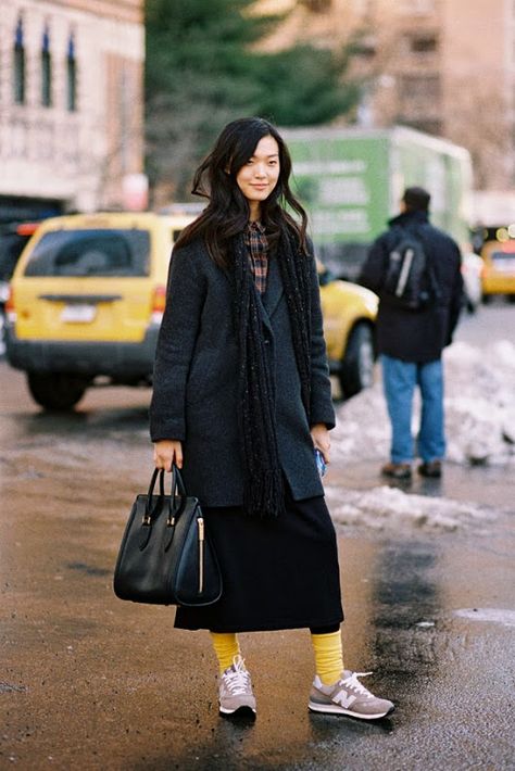 New York Fashion Week AW 2013....Tian Coat Sneakers Outfit, Yellow Socks Outfit, Tzniut Fashion, Socks Outfit, Vanessa Jackman, Yellow Socks, New Balance Style, New Balance Outfit, Models Off Duty Style