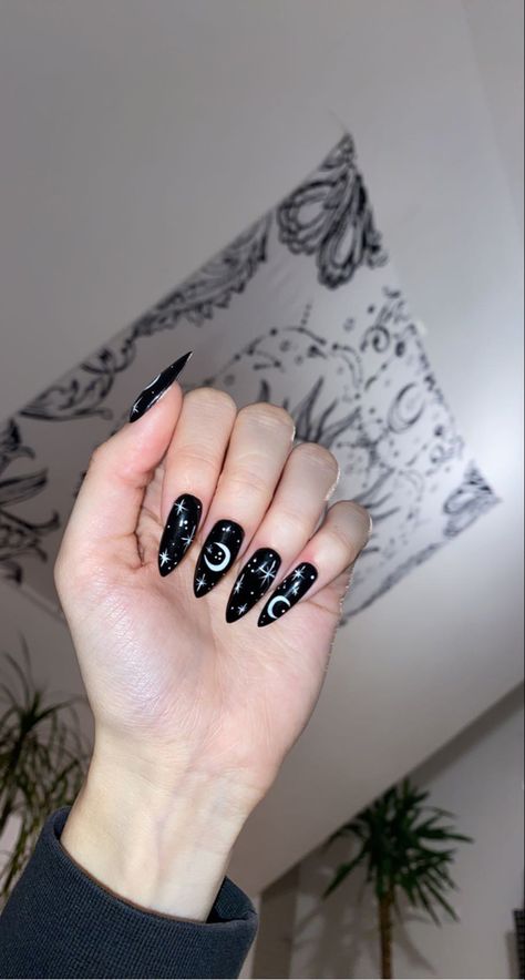 Nails inspo Glitter Moon Nails, Black Nails With Moon And Stars, Moon And Star Nails Acrylic Black, Black Nails Stars Moon, Black Nail Designs Moon, Black Moon And Star Nails, Black Nails Star Design, Black Nails With Stars And Moon, Black Star And Moon Nails