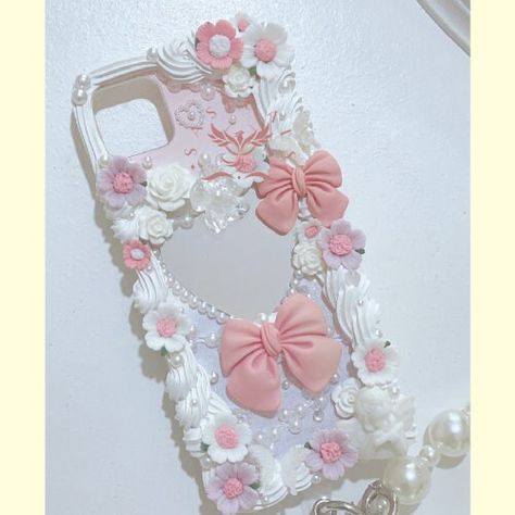 Elegant Daisy Decoden Mirror Phone Case Deco Cream Phone Case Sanrio, Whipped Phone Case, Decoden Phone Case Pink, Deco Den Phone Case, Decoden Phone Case Simple, Diy Resin Phone Case, Decoden Diy, Decoden Case, Diy Phone Case Design