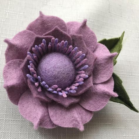 Merino Wool Blend Felt Floral Brooch/ Coat Pin | Etsy Felt Flowers Patterns, Felt Bouquet, Felt Flower Bouquet, Coat Pin, Felt Flower Wreaths, Baby Mobil, Felt Flowers Diy, Fabric Flower Brooch, Felt Wreath