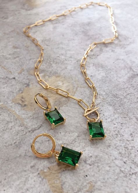 14K GOLD FILLED Emerald Pendant Necklace/ Elegant Necklace/ | Etsy Gift Rectangular Emerald Pendant Necklace, Emerald Rectangular Pendant Jewelry Gift, Rectangular Emerald Pendant Necklace, Gold Emerald Necklace With Square Pendant, Emerald Gemstone Necklace With Rectangular Pendant, Emerald Pendant Necklace, Emerald Necklace Pendant, Fancy Jewelry Necklace, King Fashion