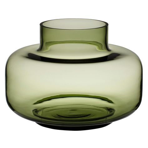 Marimekko’s Urna is a beautiful, cylinder-shaped vase designed by Carina Seth-Andersson. Due to its generous size and lightweight appearance, the Urna vase is ideal for large displays and flower arrangements. Vase Transparent, Large Flower Arrangements, Party Table Settings, Green Vase, Vase Design, House Doctor, Nordic Design, Glass Sculpture, Ikebana