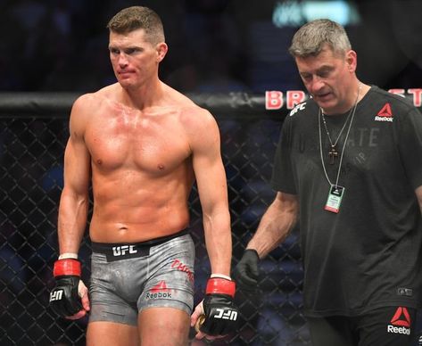 UFC Vegas 17: Geoff Neal vs. Stephen Thompson Picks and Predictions #FreePick #FreePicks #SportsBetting #ExpertPick #ExpertBettingAdvice #sportsbettingadvice #handicappers #SportsPicks #sportsbettingtips #UFCFightNight #UFCVegas17 #UFCTwitter #MMA #picks Stephen Thompson, Mike Perry, Mixed Martial Arts, He Is Able, Sports Betting, Ufc, Martial Arts, Victorious