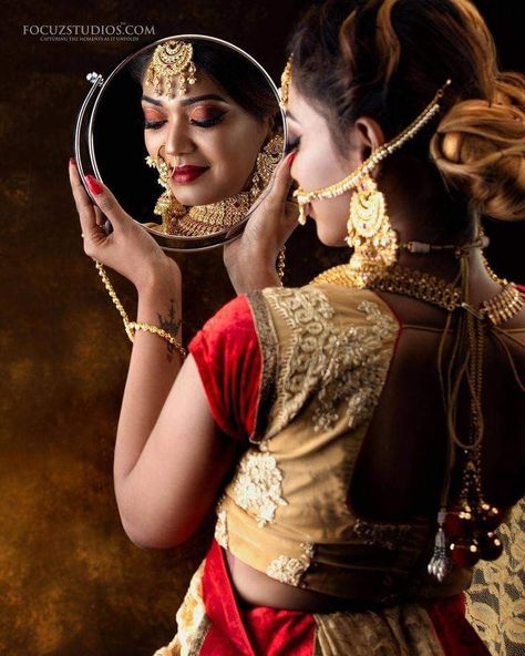 North Indian Bride, Indian Bridal Portraits, Indian Bride Poses, Indian Bride Photography Poses, Indian Bride Makeup, Bride Photos Poses, Bridal Makeup Images, Indian Wedding Photography Couples, Bridal Photography Poses