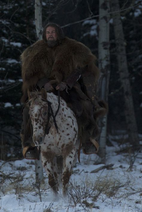 The Revenant Leonardo Dicaprio, The Revenant Movie, Tbr Bookshelf, Hugh Glass, Aesthetic Cinema, White Fang, Tv Scenes, Will Poulter, Movie Screenshots