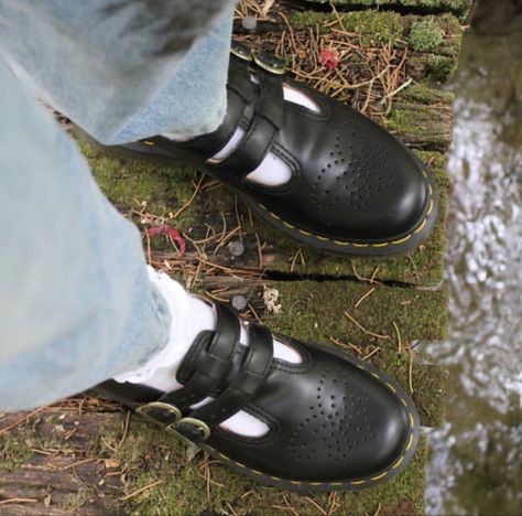 Fairy Closet, Mary Janes Outfit, Ghost Girl, Heart Socks, Gloomy Day, October 2022, Lemon Pepper, Doc Marten Oxford, Clothespins