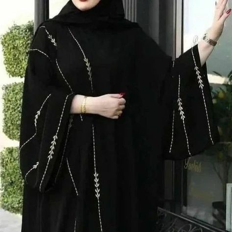 New Design Burkha, Borkha Design Dubai, Saudi Arabia Burkha Design, Abaya Burkha Design Black, Latest Burkha Designs Black, Unique Abaya Designs, Burkha Designs Black Dubai, Embroidery Abaya Design, Dubai Burkha Designs