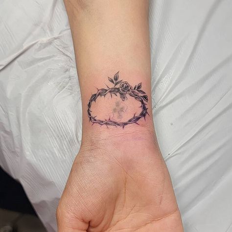 Spiritual Tattoo Ideas, Crown Of Thorns Tattoo, Thorns Tattoo, Japanese Tattoo Words, Thorn Tattoo, Hebrew Tattoo, Spiritual Tattoo, Tattoo For Boyfriend, Good Tattoo Quotes