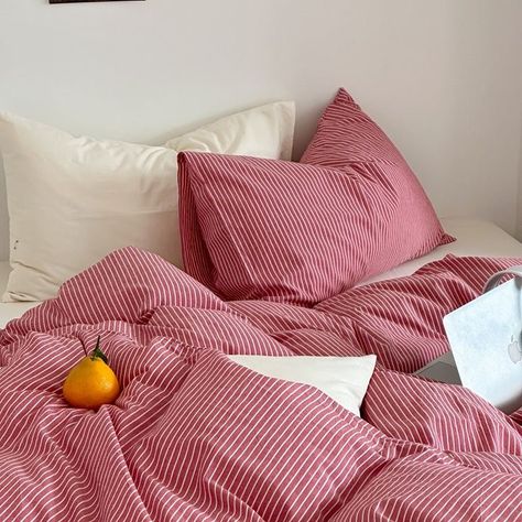 Unmade Bed Aesthetic, Bedsheet Aesthetic, Pinstripe Bedding, Stripe Bedding, Stylish Bedding, Dream Dorm, Summer Bedroom, Blue Bedding Sets, Striped Bedding