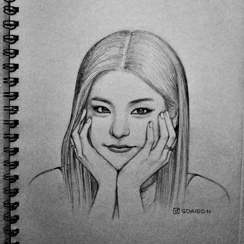 Yeji Drawing Pencil, Itzy Drawing Easy, Itzy Yeji Drawing, Kpop Easy Drawings, Yeji Sketch, Yeji Drawing, Itzy Drawing, Kpop Art, Children Sketch