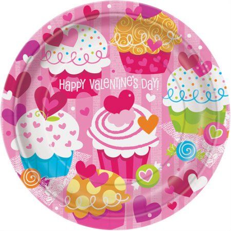 Valentine Plates, Edible Party Favors, Cupcake Plate, Heart Cupcakes, Valentine Dinner, Valentines Cupcakes, Heart Party, Color Party, Paper Cupcake