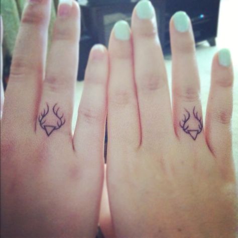 Friendship antler tattoos. #Portlandia Antler Finger Tattoo, Antler Ring Tattoo, Deer Antler Tattoo, Antler Tattoos, Antler Tattoo, Tattoo Cake, Wedding Ring Tattoo, Antler Design, Deer Tattoo