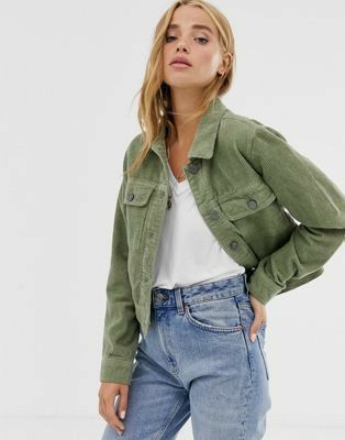 Evening outfit 😜 Green Cord Jacket Outfit, Green Jeans Jacket Outfit, Cord Jacket Outfit, Western Fall Outfits, Green Jacket Outfit, Green Jean Jacket, Green Denim Jacket, Green Jacket Women, Jacket Outfit Women