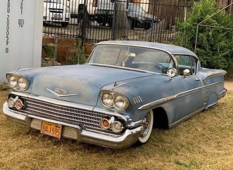 1958 Chevy Impala, Cool Old Cars, Lowrider Cars, Awesome Cars, Old Classic Cars, Blue Car, Chevrolet Bel Air, Chevy Impala, True Art