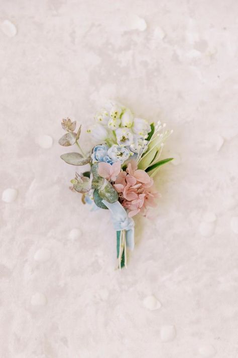 Pale Pastel Wedding Flowers, Spring Groom Boutonniere, Fresh Flower Boutonniere, Garden Wedding Boutonniere, Spring Boutineer, Pastel Boutonniere Wedding, Pale Blue Bouquet, Pastel Pocket Boutonniere, Spring Wedding Boutonniere