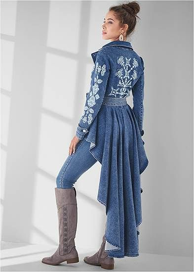 High-Low Denim Trench Coat Denim Trench Coat, Denim On Denim, Denim And Lace, Fantasy Fashion, Mode Inspiration, Upcycle Clothes, Costume Design, Look Fashion, Denim Fashion