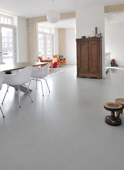 Concrete Floors Living Room, Tiny Loft, Painted Concrete Floors, Thatched House, Residential Flooring, Concrete Stained Floors, House Inside, Interior Floor, Scandinavian Home