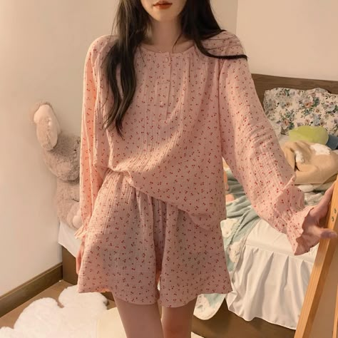 Cute Bed Outfits, Cute Sleepwear Dress, Korean Pajamas Aesthetic, Night Clothes Women, Piyama Aesthetic, Aesthetic Pyjamas, Pajamas Korean, Justin Russo, Cute Night Outfits