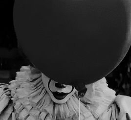 Es Pennywise, Bill Skarsgard Pennywise, Pennywise The Clown, Pennywise The Dancing Clown, It The Clown Movie, Horror Movie Icons, Tumblr Pics, Bill Skarsgard, Movie Memes