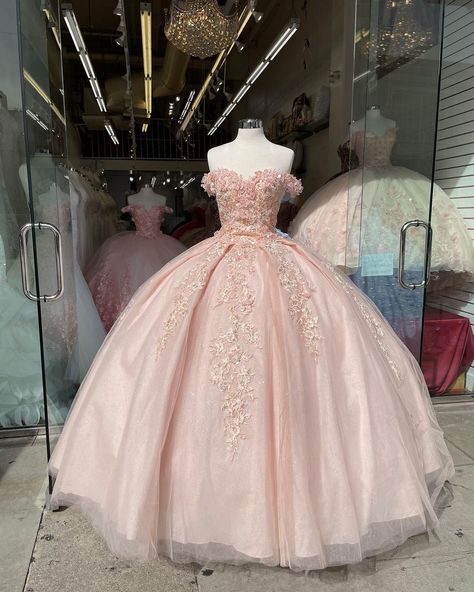 Dresses For Your Special Day on Instagram: “✨🌸Blush Is To Die For 🌸✨” Ouat Dresses, Light Pink Quinceanera Dresses, Xv Dresses, Quinceanera Dresses Gold, Quinceanera Pink, Quinceanera Themes Dresses, Pink Quince, Ball Gown Prom Dress, Sweet 16 Dress