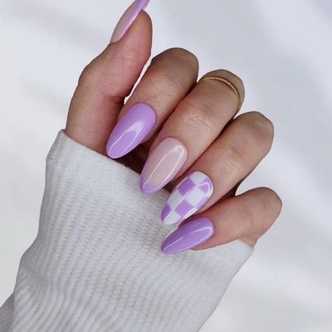 Nail Art Trends That Redefine Everlasting Elegance | Room Decor Tips | Ever Lasting Blog Lavender Checkered Nails, Checkered Nails Almond, Checked Nails Designs, Purple Checkered Nails, Violet Nails Ideas, Checker Board Nails, Checked Nails, Spring Nails Purple, Pastel French Tip