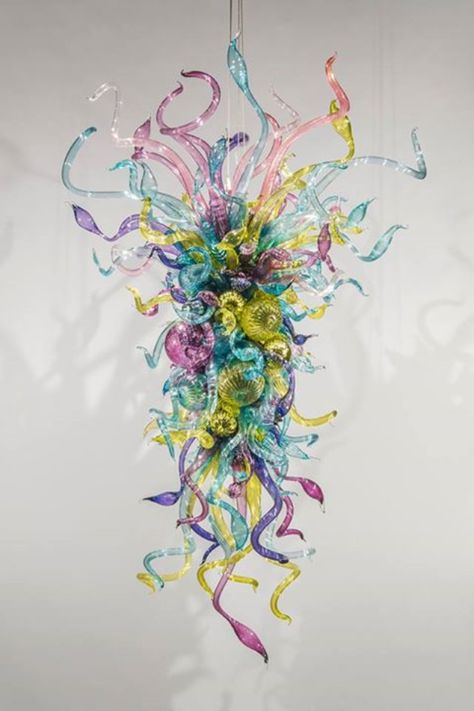 Dale Chiculi Chihuly Chandelier, Hand Blown Glass Chandelier, Blown Glass Chandelier, Painted Glass Art, Dale Chihuly, Blown Glass Art, Chihuly, Gorgeous Glass, Pendant Lamps