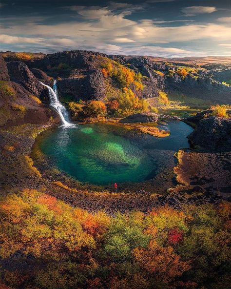 Arnar Kristjansson | Iceland on Instagram: “Green oasis , beautiful Autumn is here in Iceland ⛅🍂 #iceland . @beyondthelands | @simona_br_photography #europe #fall #autumn #travel #nature Vikings Village, Fall Gardens, Mountain Pictures, Green Oasis, Wolf Photos, Beautiful Autumn, Iceland Travel, Autumn Colors, Nature Landscape