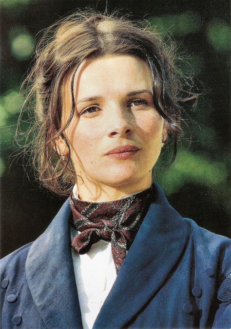 https://flic.kr/p/St7Haq | Juliette Binoche in Le hussard sur le toit (1995) | French postcard by CEC Rhone-Alpes. Photo: Mario Tursi. Publicity still for Le hussard sur le toit/The Horseman on the Roof (Jean-Paul Rappeneau, 1995). French actress Juliette Binoche (1964) has appeared in more than 60 international films. She won numerous international awards, and has appeared on stage across the world. André Téchiné made her a star in France with the leading role in his drama Rendez-vous (198... Juliet Binoche, The English Patient, Francois Truffaut, Juliette Binoche, French Cinema, French Actress, Feature Film, Messy Hairstyles, Actors & Actresses