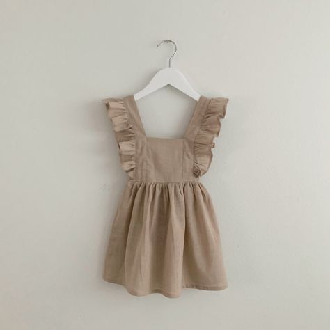 Item: Girls Linen Dress Adorable Boho Style For Girls Cute Spring & Summer Outfit For Toddlers Details: Falbala Ruffled, Sleeveless, Square Collar, Adjustable Ruffled Straps Condition: Nwt - Brand (New) Never Used In Good Condition From Clean And Smoke Free Home. Fabric: 100% Cotton Linen Color: Tan Size: 2t Girls Linen Dress, Tan Outfit, Red Floral Print Dress, Long Sleeve Embroidered Dress, Summer Tank Dress, Guess Girl, Bohemian Summer, Linen Color, Twirl Dress